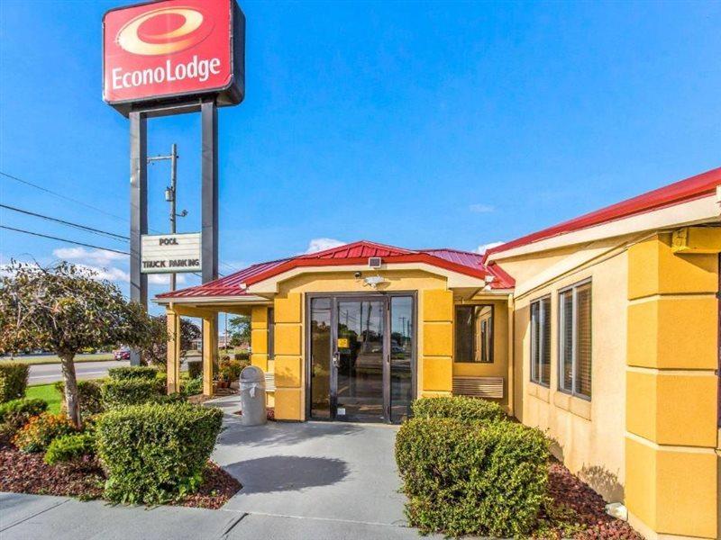 Econo Lodge Norwalk Eksteriør bilde