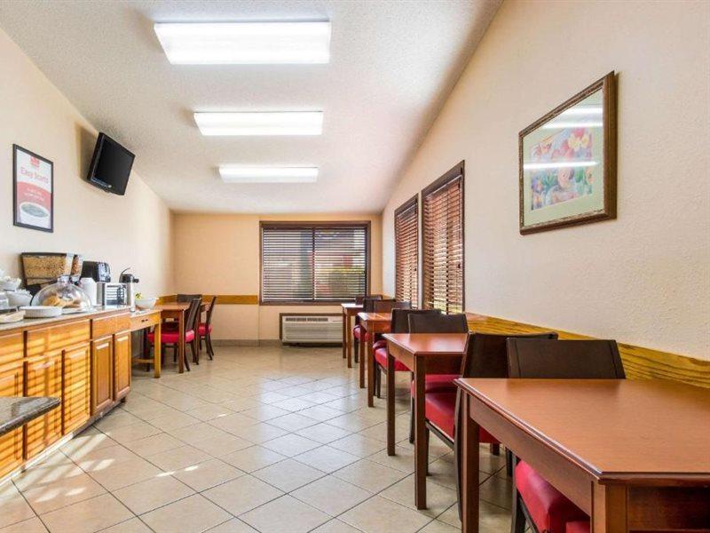 Econo Lodge Norwalk Eksteriør bilde