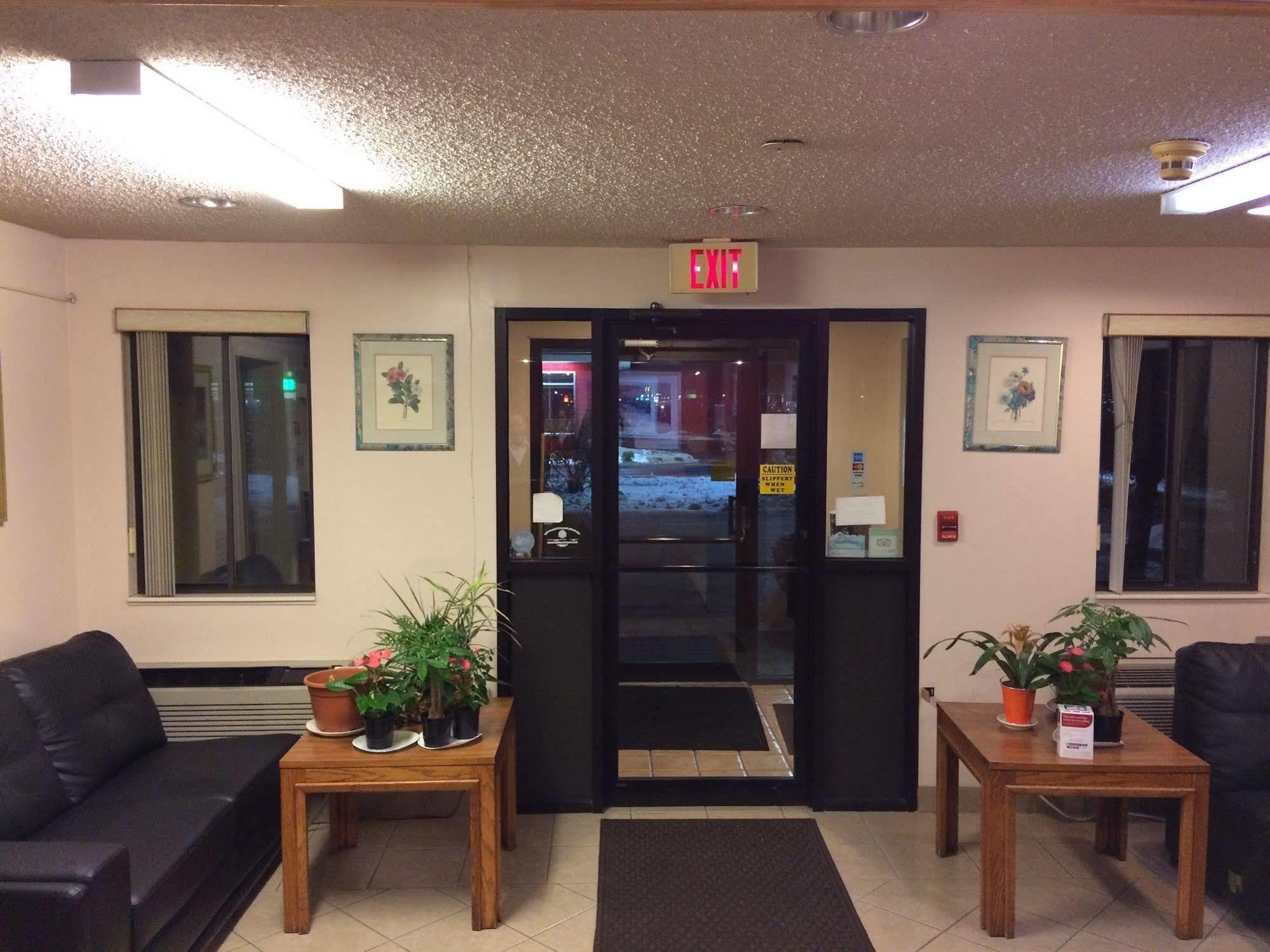 Econo Lodge Norwalk Eksteriør bilde