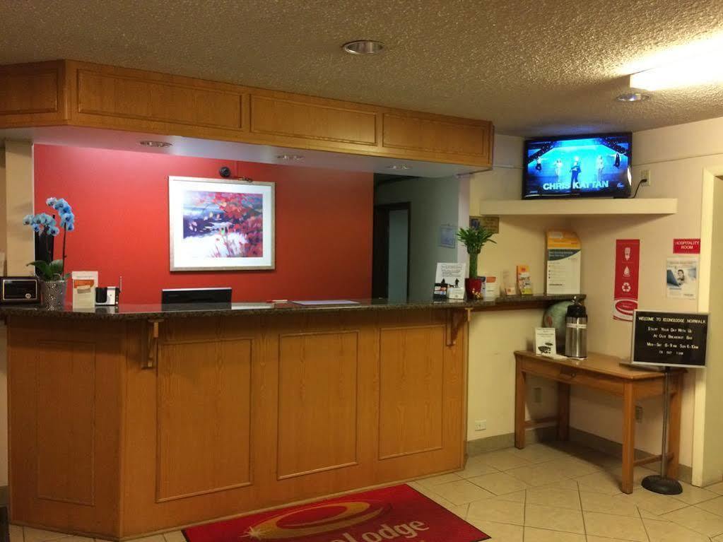 Econo Lodge Norwalk Eksteriør bilde
